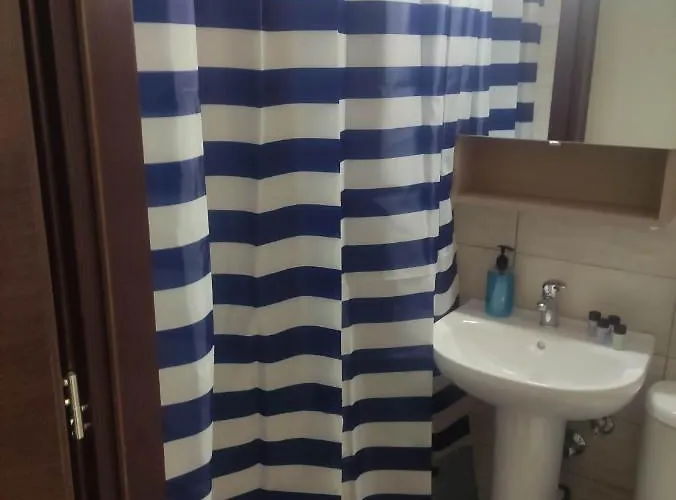 G M 3 Kentpo In The Heart Of The Apartment *